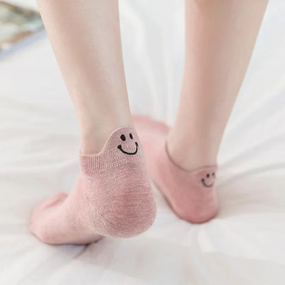 Brighten Your Step with 10 Pairs of Adorable Women's Kawaii Short Ankle Socks Featuring Charming Embroidered Smiling Faces - Perfect for Spring and Summer!