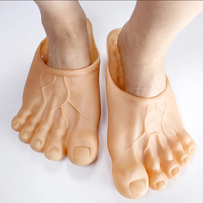 Step into Fun with Bigfoot-Inspired Five-Finger Toe Slippers for Men and Women - Perfect for Humorous Pranks and Relaxation